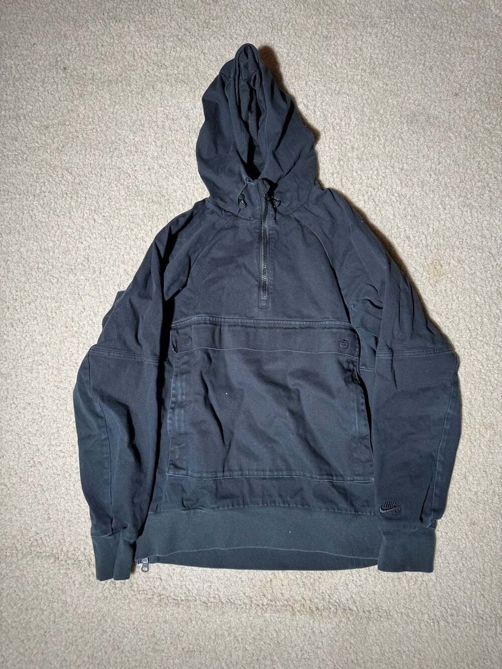 Nike SB Everett Anorak Jacket Size XS Black Skate Hoodie